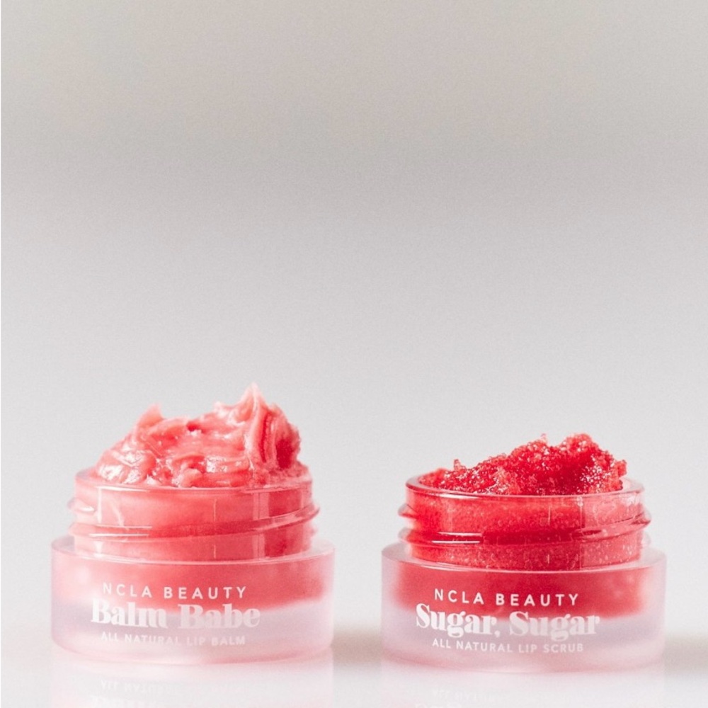 🆕 NCLA Beauty Peppermint Swirl Mini Lip Scrub & Balm Set - Red. - Picture 2 of 5